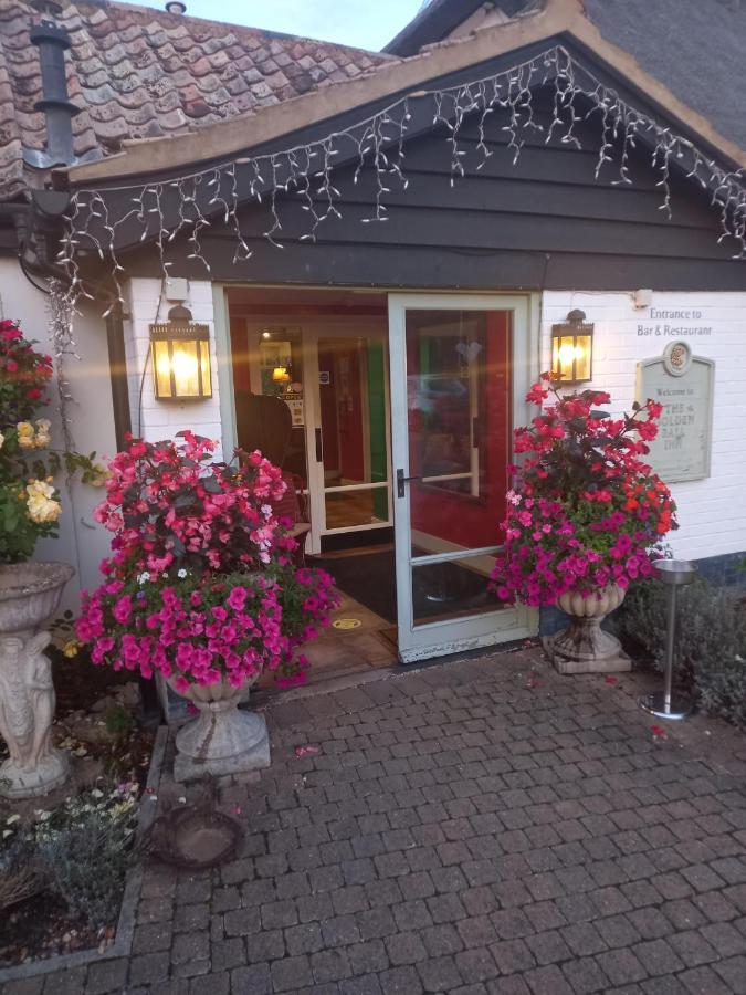 Golden Ball Hotel Elsworth Dış mekan fotoğraf